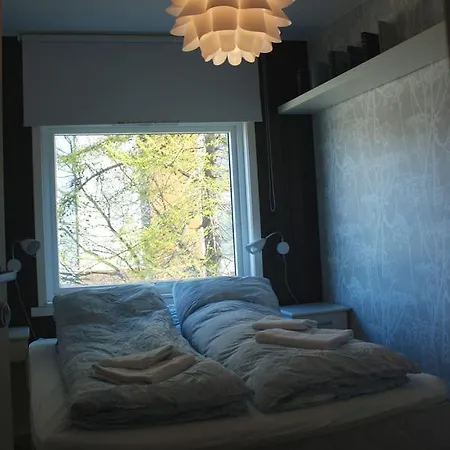 Bed & Books